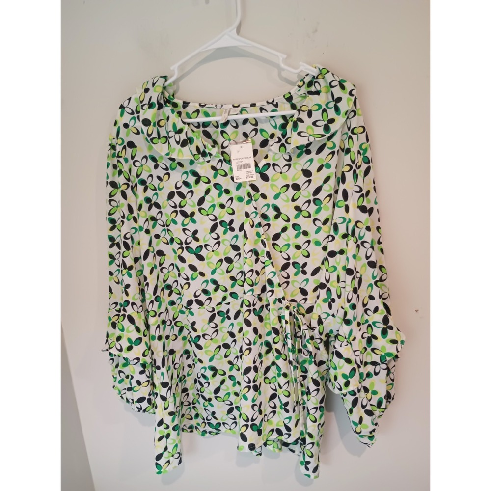 NWT Cato Womens 22/24W Wrap Top Green Floral Geometric Ruffle V-Neck Blouse 2X